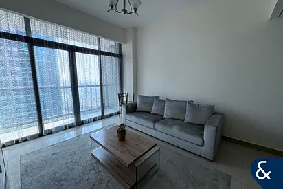 Large Layout | 1 Bedroom | New Appliances