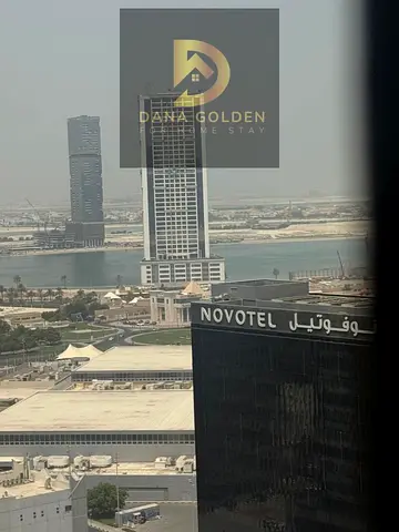 مرحبا بكم في دانة الذهبية هودي هومز العقارية ذ.م.م تفاصيل الدفع : ٥٩٩٩   تفاصيل الشقة غرفتين  و صاله  اطلاله بحريه المطبخ مجهز بالكامل بخزائن سوبر مار