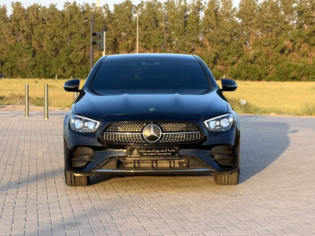 Mercedes-Benz E-Class 2021 — photo 1 of 11
