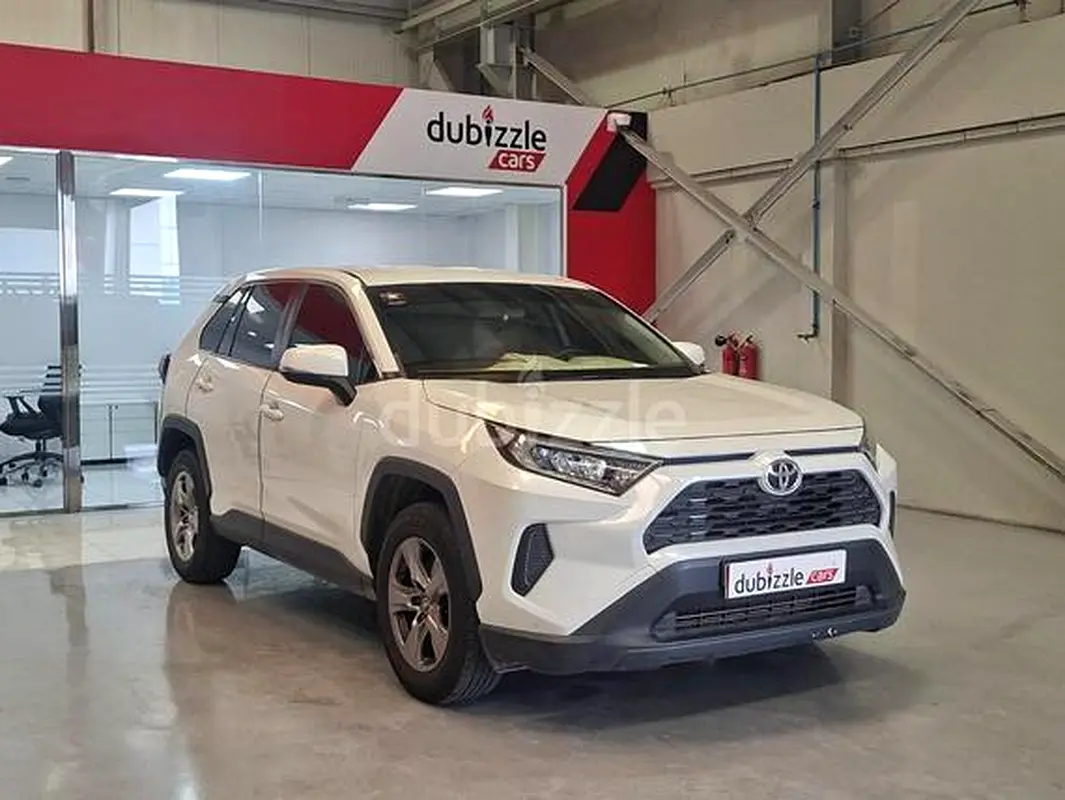 Toyota Rav 4 2022 — photo 1 of 13