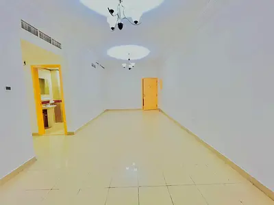 Luxury apartment 2bkk with long hall with long balcony close to Sahara Centre only family building