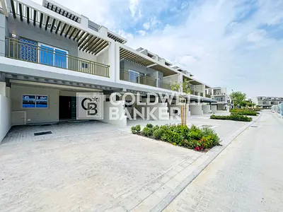 Vacant | Stunning and Spacious | Camelia Cluster