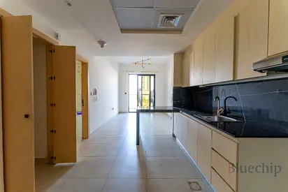 Spacious I Well Maintained I Great Location
