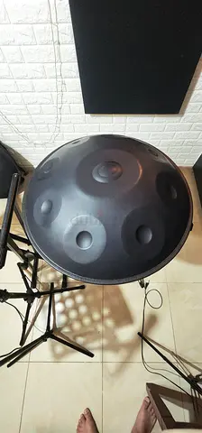 Handpan / Steel Tongue Drum - 11-Note Steel Handpan, Good Condition