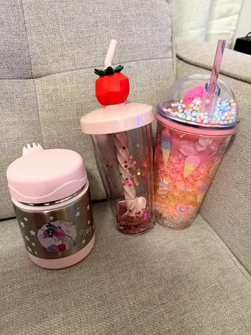 Free mugs and jar (keep the food warm)