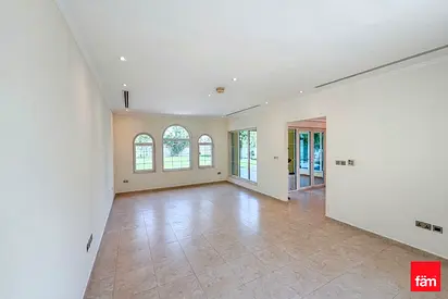 Exquisite 3br Villa | Garden | Kitchen Appliances