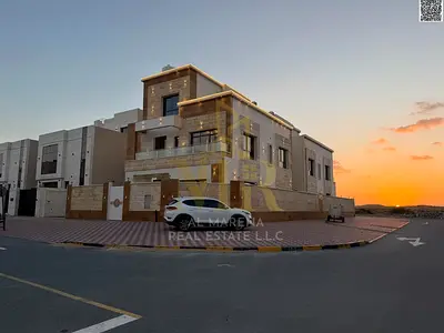 فرصة سكنية واستثمارية | تملك فيلا فاخرة بالزاهية عجمان |  طابقين وروف 6 غرف ماستر | بسعر تنافسي شامل رسوم التسجيل والتمليك