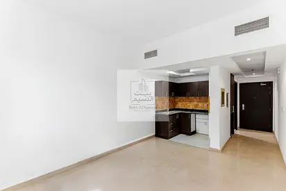 Unfurnished | Prime Location | Balcony