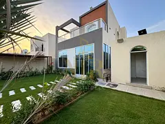 – Luxury corner villa in Al Muwaihat 1 – Ajman, suitable for residential or commercial use. 5700