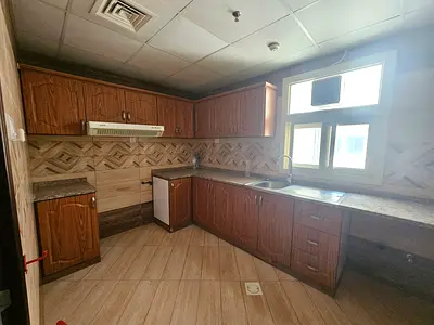One Month Free 1,Bhk Flat No Deposit Family Building And Rent 35K