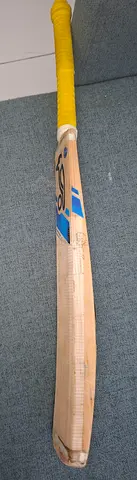 Used English Willow Cricket Bat - Good Condition 1 signed dinesh kartik,1 sunny Tonny ,2 Bats