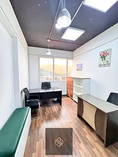 220 SQFT FULLY FURNISHED OFFICE SPACE WITH WINDOW & METRO VIEW – JUST 1 MINUTE FROM AL QIYADAH
