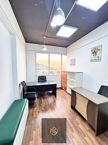 220 SQFT FULLY FURNISHED OFFICE SPACE WITH WINDOW & METRO VIEW – JUST 1 MINUTE FROM AL QIYADAH METRO STATION