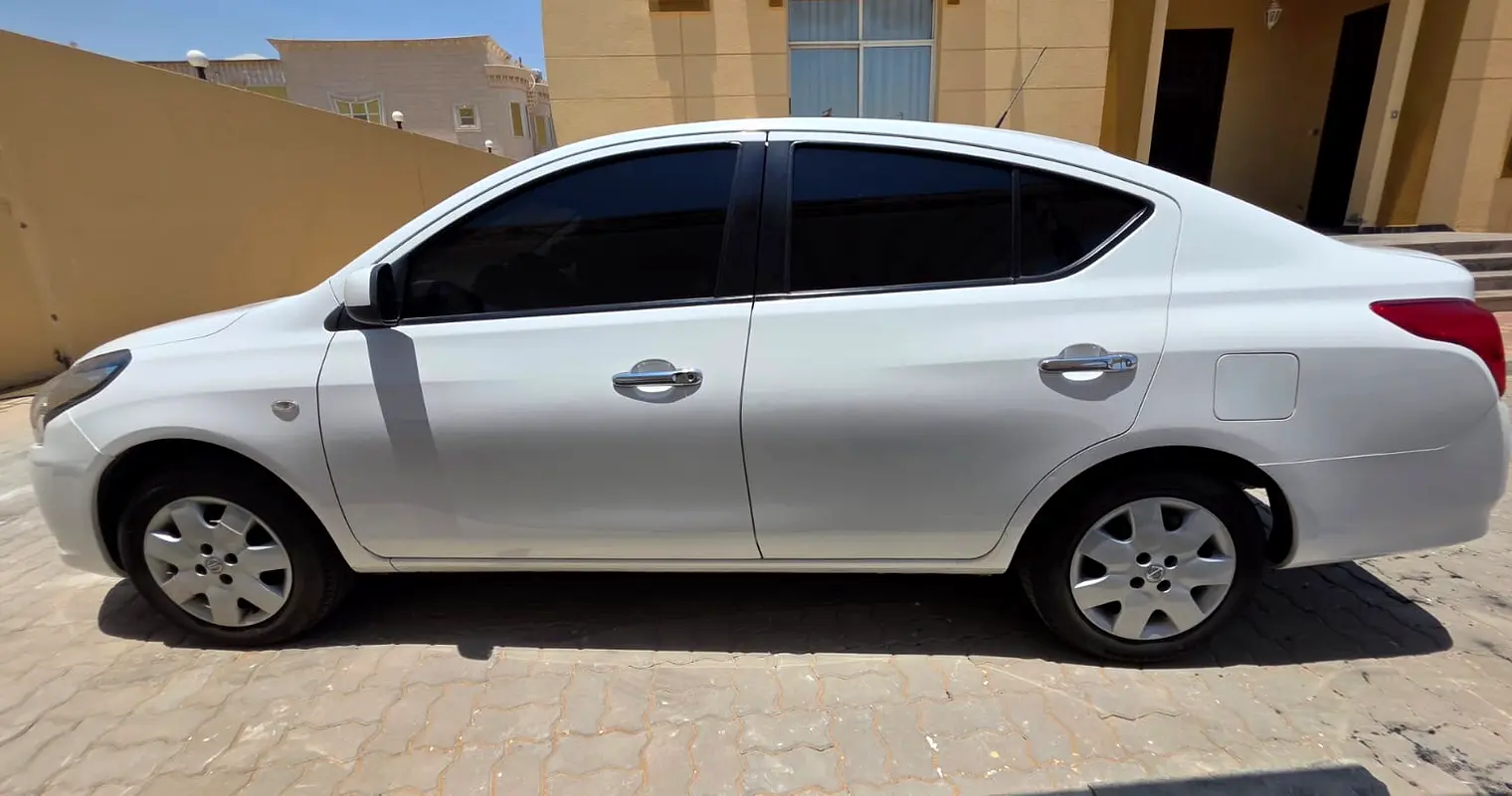 Nissan Sunny 2023 — photo 1 of 12