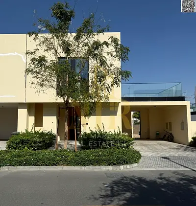 Luxury villa in Al-Zawraa with a spacious area – modern design and luxurious, fully serviced accommodation, price includes electricity and central air