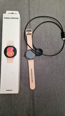 Samsung Galaxy Watch 5 - Pink Gold - 40mm