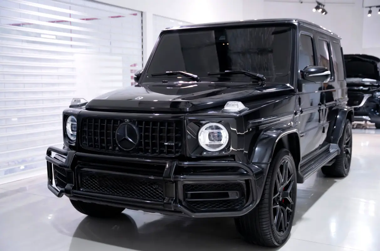 Mercedes-Benz G-Class 2019 — photo 1 of 7