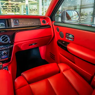 2022 ROLLS-ROYCE PHANTOM — миниатюра 12
