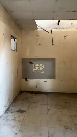 متاح للايجار السنوي في ام القيوين ام الثعوب مستودع مساحة 6,800 كهرباء 80 kw متاح مستودعين مع مكتب وحمام