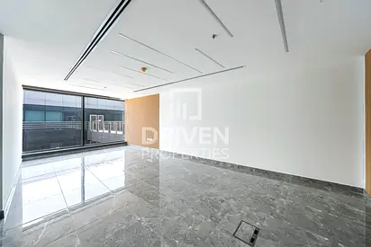Spacious Office I Strategic Location I Ready Now