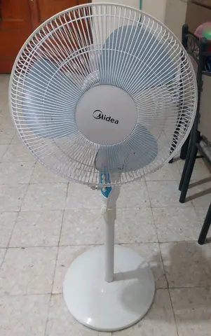 Midea White Stand Fan