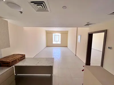 brand new 1BR with free month and free parking Deluxe finishing Central gas Spacious Easy access to