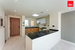 Great Location | End Unit | Open View | Tenanted