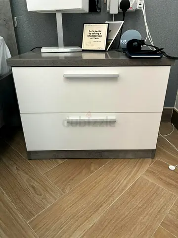 Modern 2-Drawer 60x40 White with Grey Top — Good Condition