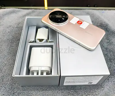 HONOR MAGIC 8PRO 1TB STORAGE SAME Like New