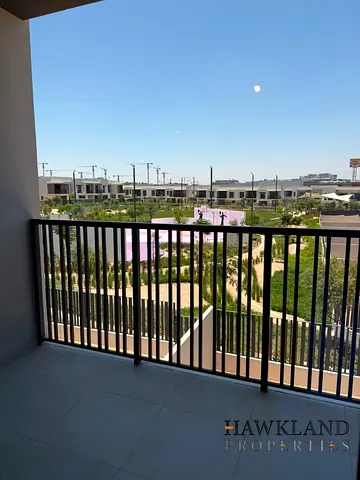 Park n Pool view - Brand New - Single Row