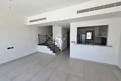 Single Row | Ready To Move | Prime Location