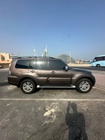 Mitsubishi Pajero 2015 GLS Top Line GCC Specs