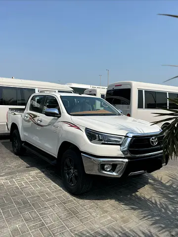 Toyota Hilux SR5 2025 GCC Specs - Brand New