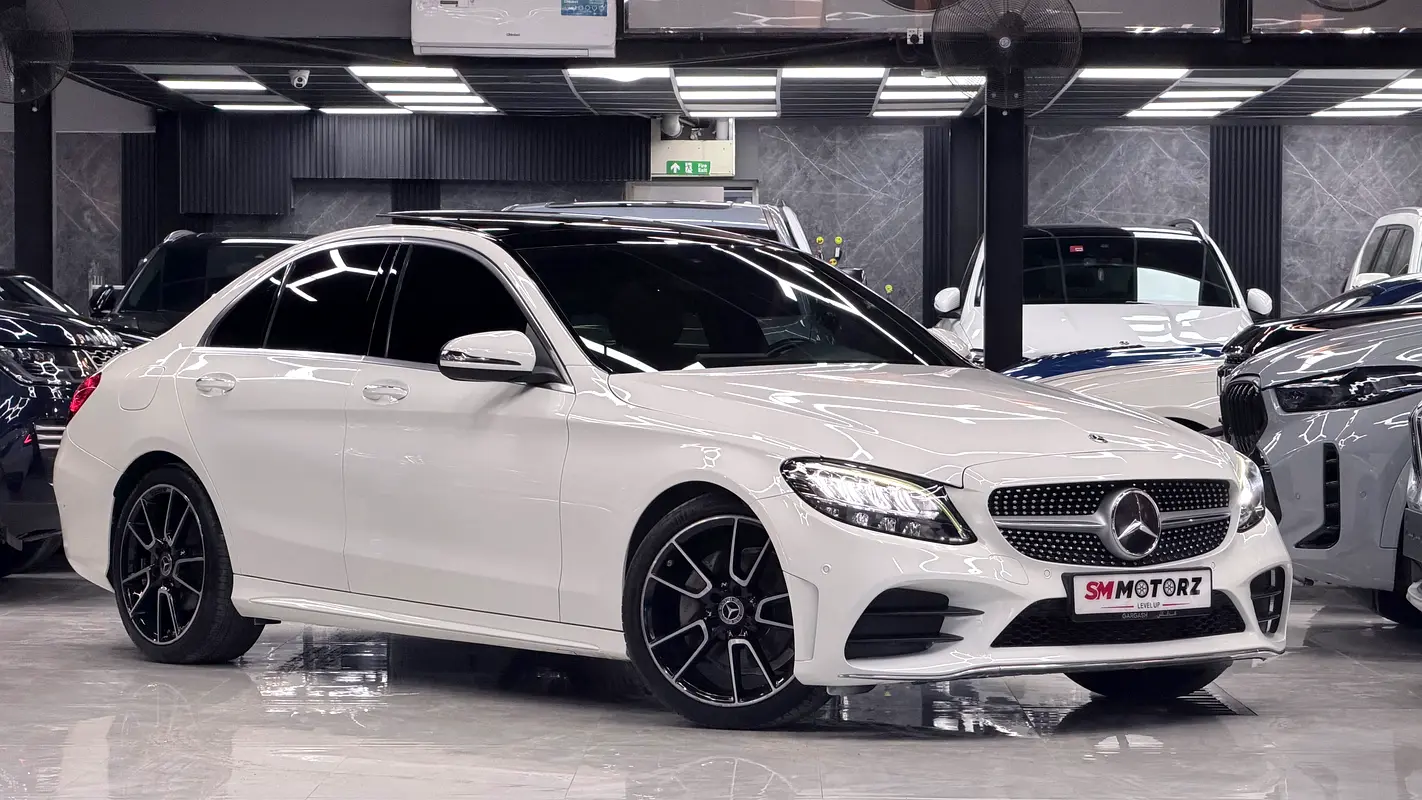 Mercedes-Benz C-Class 2020 — photo 1 of 14