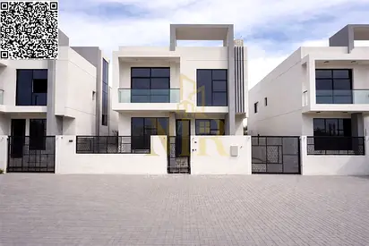 🏡✨ With electricity, water, and air conditioning, own your dream villa and invest in a sophisticated style in a luxurious villa in the heart of Al-Ha
