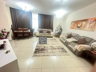Two-bedroom apartment for sale in Concord Tower Area: 2,030 sq ft