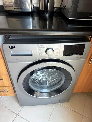 Beko front load washing machine - excellent condition.