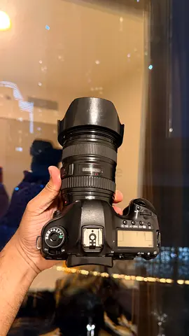 Canon 5d mark iii with 24-105 is i lens