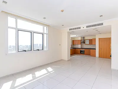 Vacant | Townhouse View | Corner unit