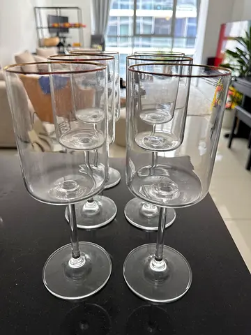 Set of 6 Clear Long-stem Wine Glasses — Good Condition