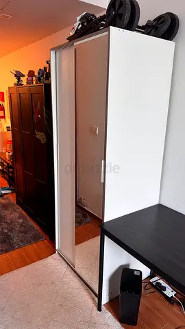 White sliding-door wardrobe with mirror