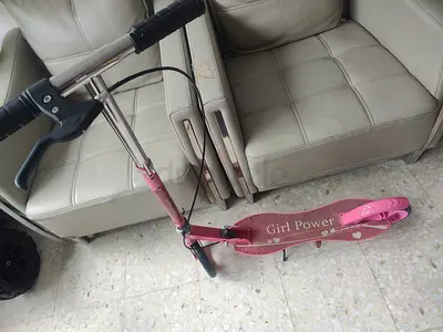 Pink Kick Scooter Girl Power – Foldable, Good Condition