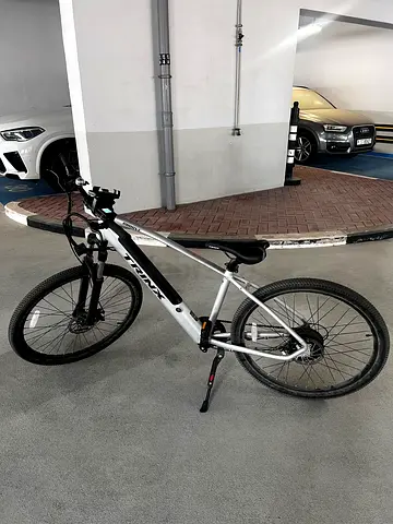Trinx groove e-bike/e-cycle (selling for cheap)