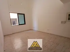 The apartment features a master bedroom, two bathrooms, a closed kitchen, central air conditioning,