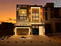 Villa in Al-Haliou, 2 floors and a roof, 4 master bedrooms, distinctive finishing, area 1722, price