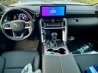 Toyota Land Cruiser GXR, миниатюра 7