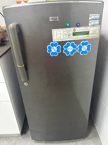 ثلاجة