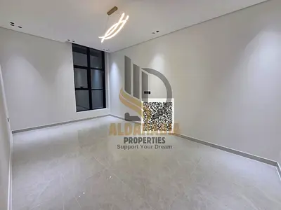 🏡 تاون هاوس للإيجار السنوي – الحليو | أول ساكن استمتع بالسكن في تاون هاوس فاخر وجديد بالكامل (أول ساكن) في منطقة الحليو – عجمان، بموقع هادئ ومميز قري