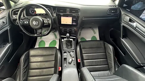 صورة 8 لـ 2019 Volkswagen GOLF R