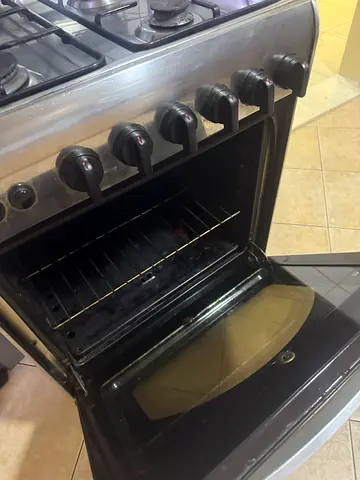 Used freestanding gas oven and stovetop - good working condition